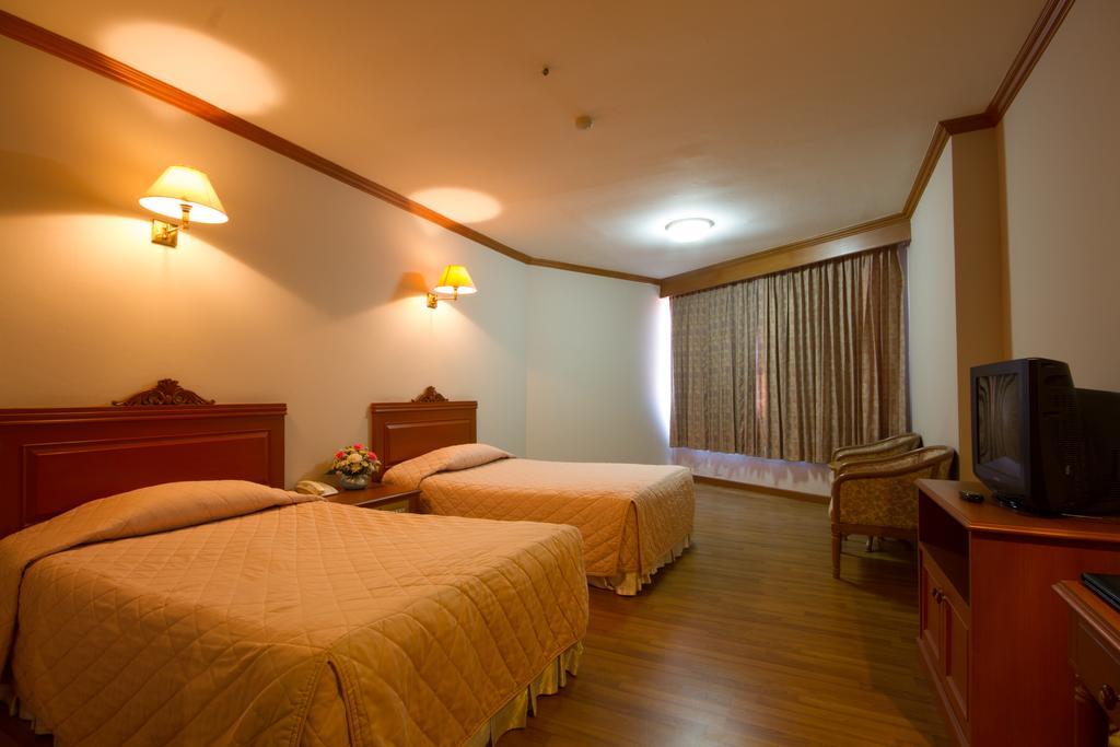 Rimpao Hotel Kalasin Extérieur photo