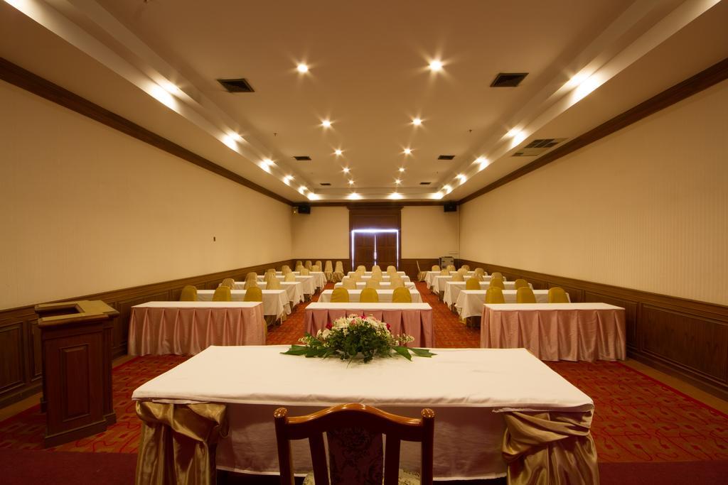 Rimpao Hotel Kalasin Extérieur photo