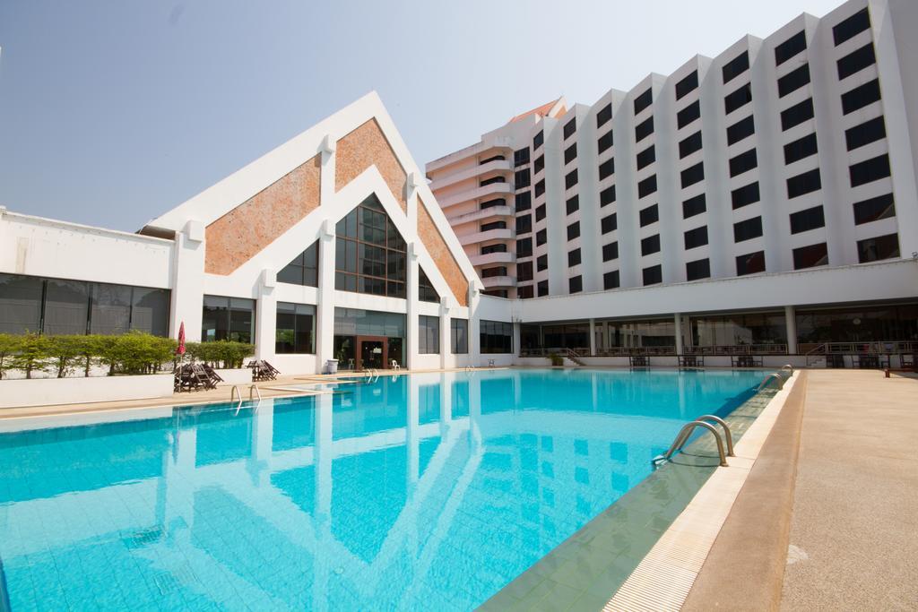 Rimpao Hotel Kalasin Extérieur photo